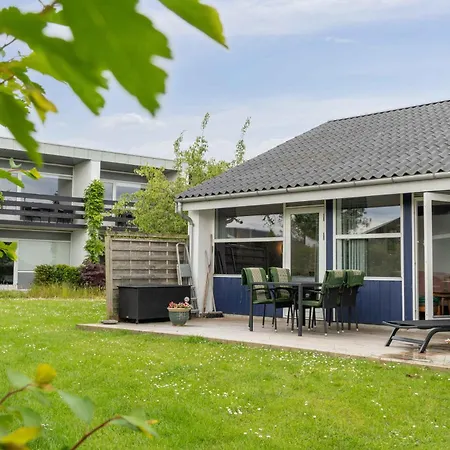 Charming Apartment, Close To The Oresund, Holiday home *